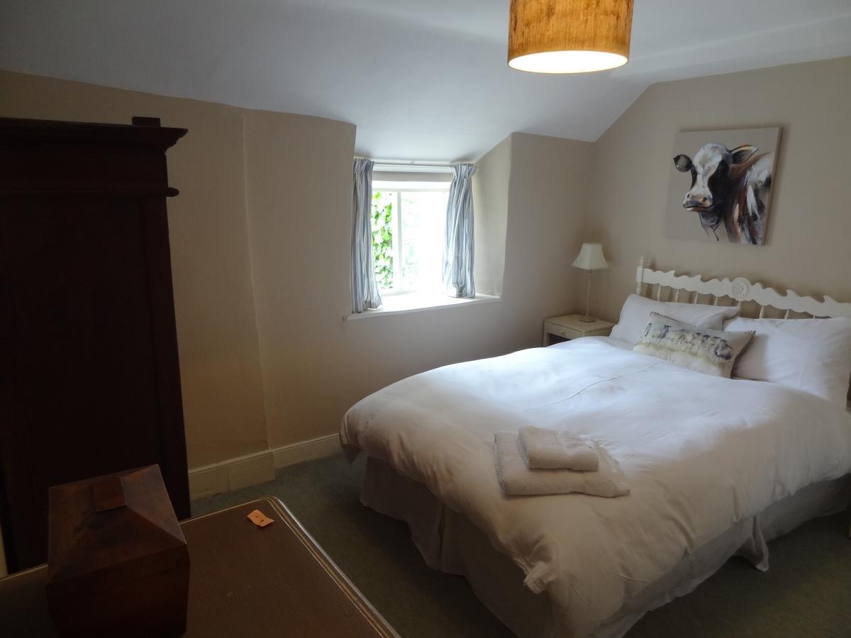 Bed and Breakfast Huxham Farmhouse East Pennard Exterior foto