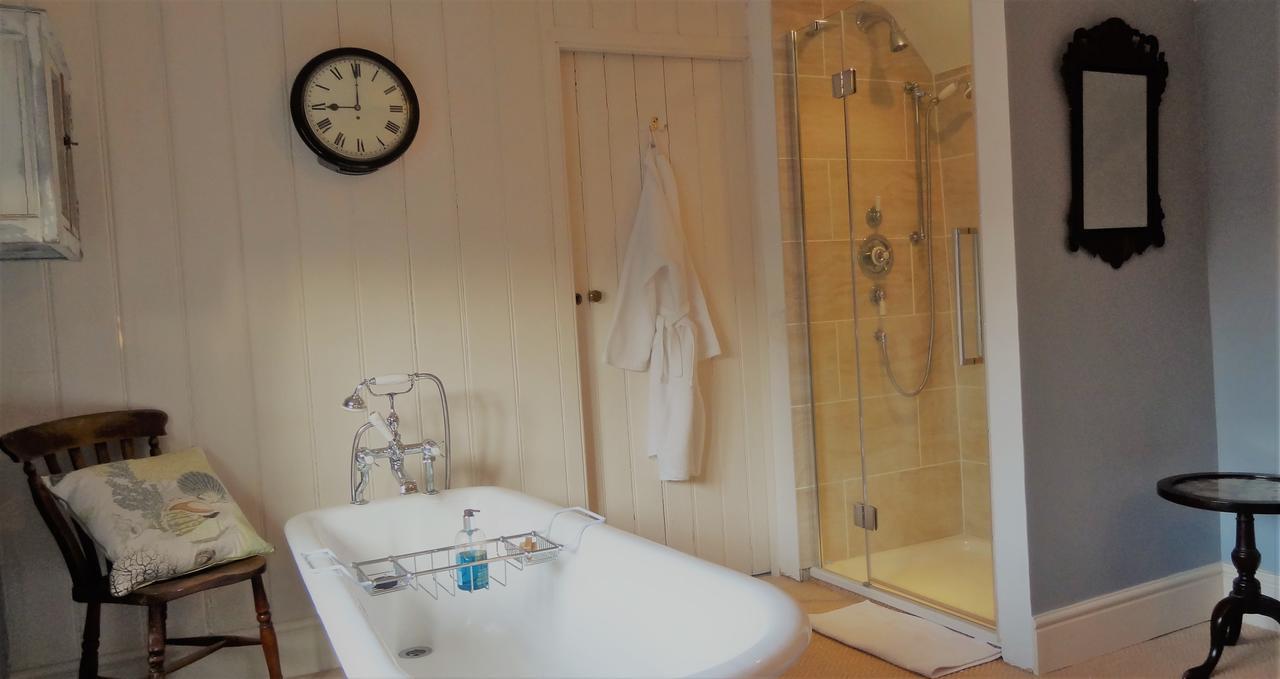 Bed and Breakfast Huxham Farmhouse East Pennard Exterior foto