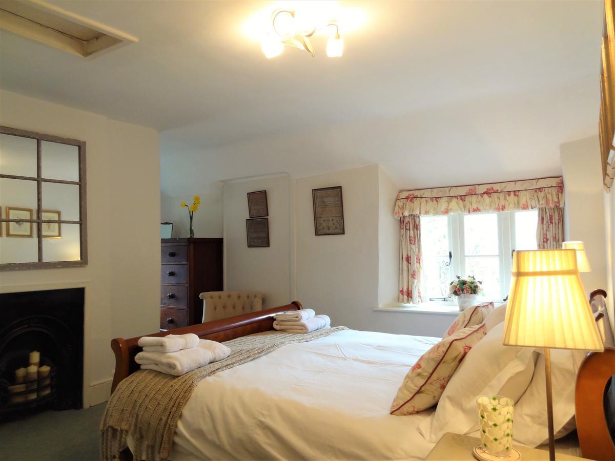 Bed and Breakfast Huxham Farmhouse East Pennard Exterior foto