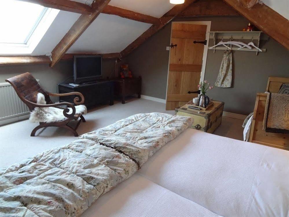 Bed and Breakfast Huxham Farmhouse East Pennard Exterior foto