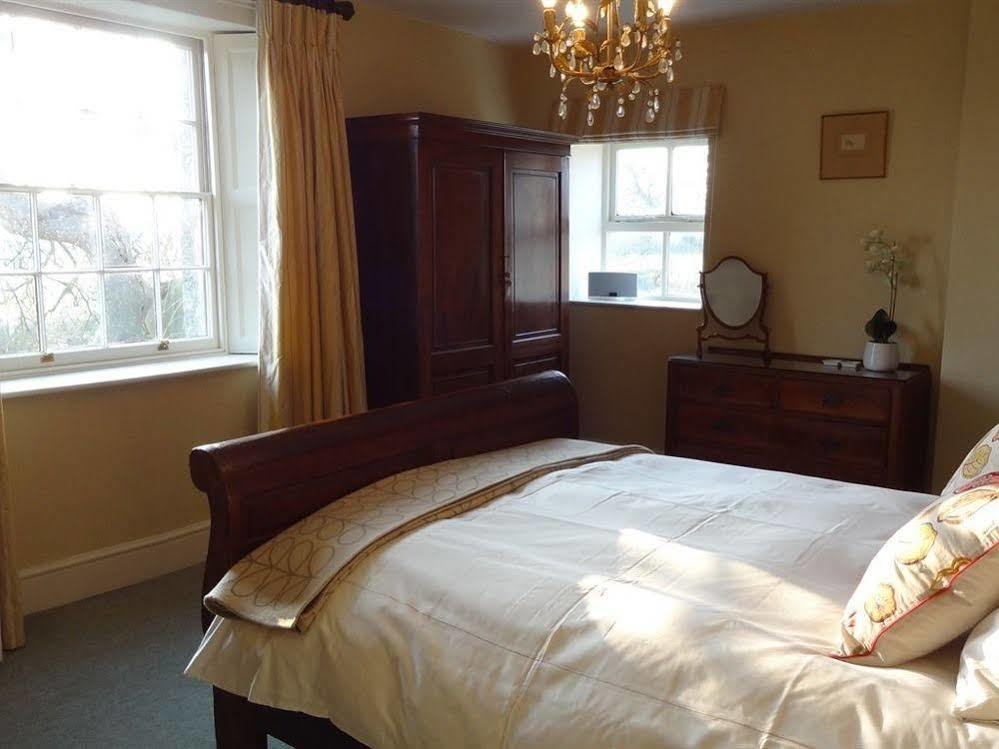 Bed and Breakfast Huxham Farmhouse East Pennard Exterior foto
